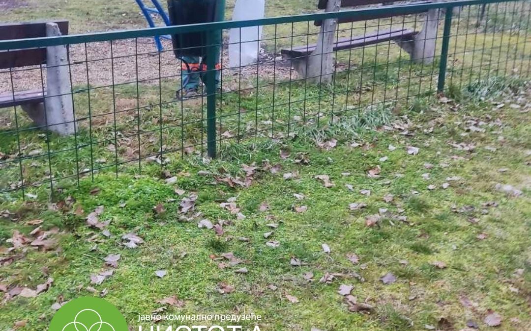 Радници одељења хигијене ЈКП “Чистоћа” Сомбор обављају своје дужности